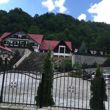 Casa Albert Hotel Lepşa Eksteriør billede